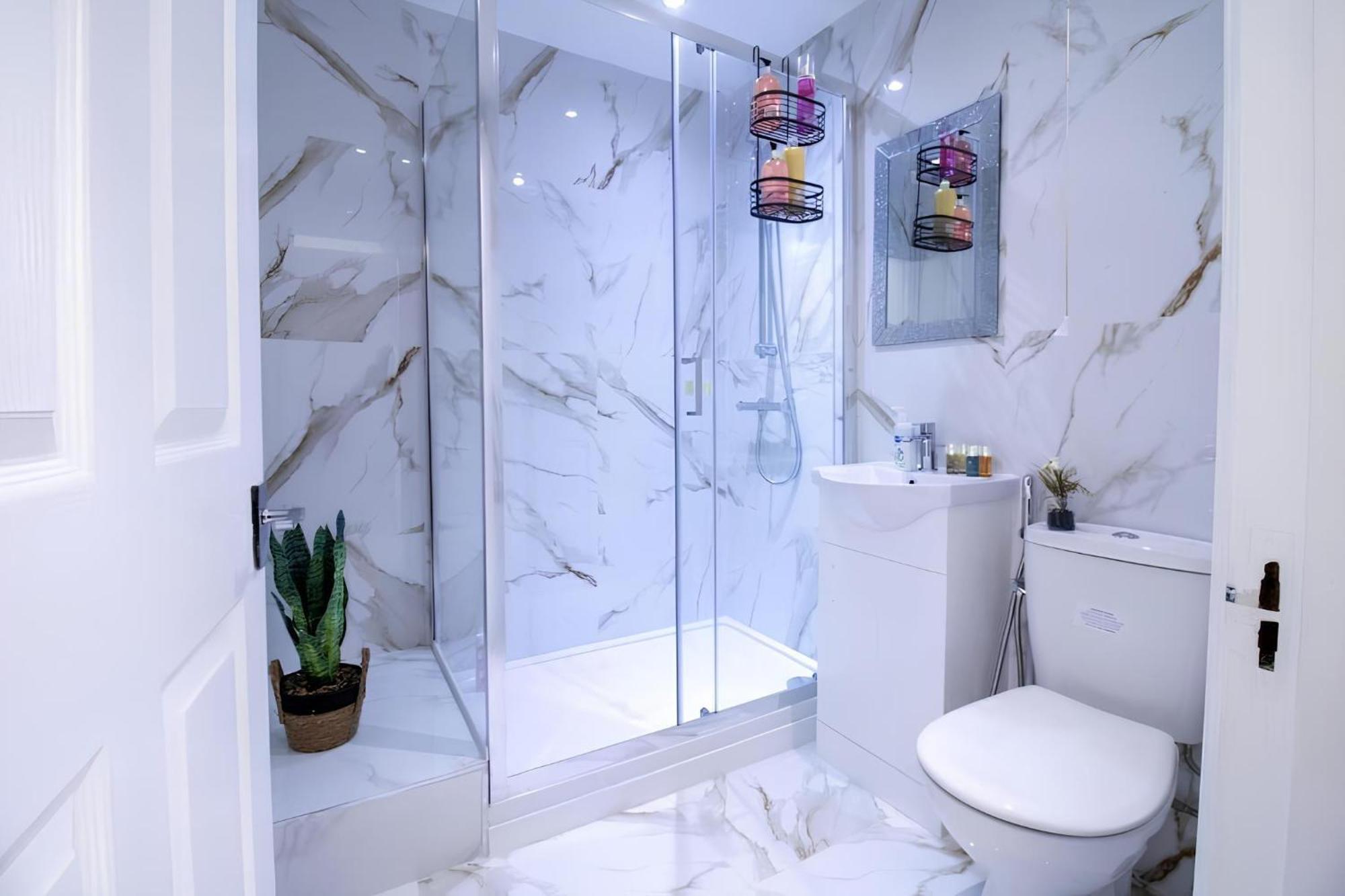 Elegant 3 Bedroom On Oxford Street Luxury Living In 2gc Londra