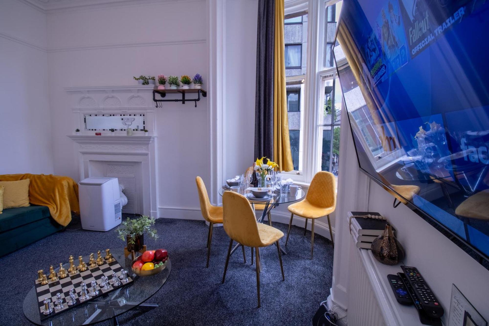 Elegant 3 Bedroom On Oxford Street Luxury Living In 2gc * Londra