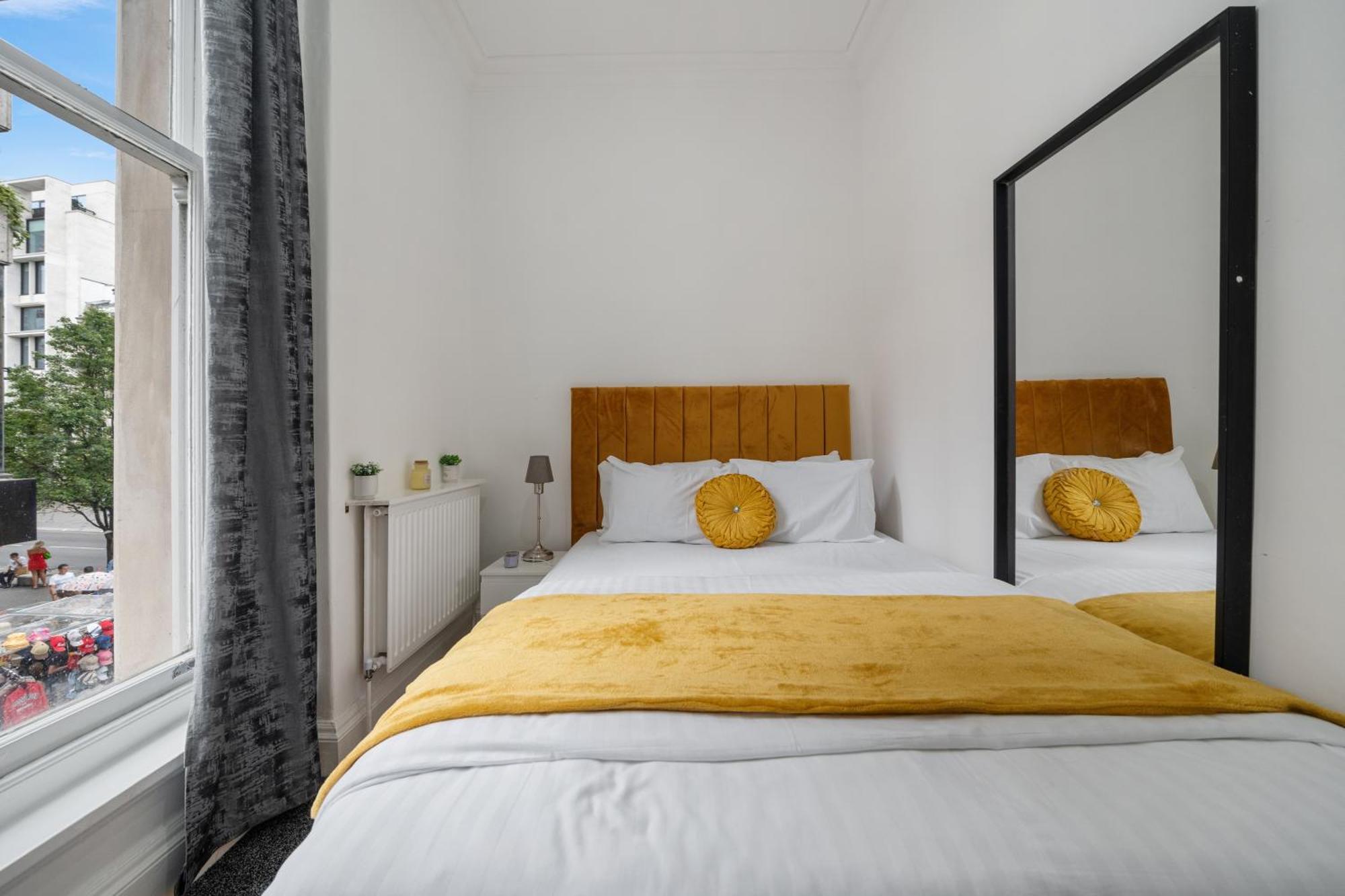 Apartament Elegant 3 Bedroom On Oxford Street Luxury Living In 2gc Londra
