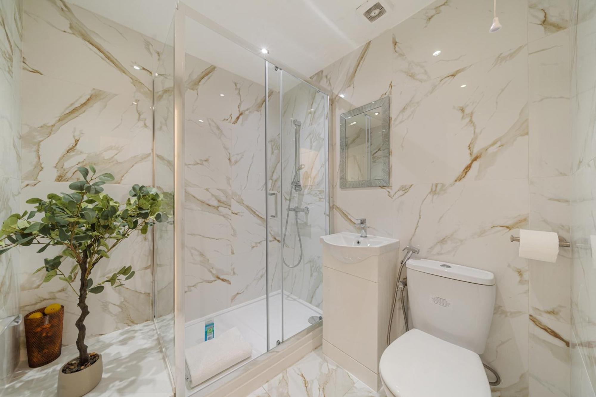 Elegant 3 Bedroom On Oxford Street Luxury Living In 2gc Apartament Londra